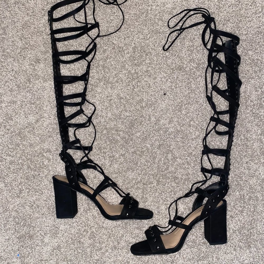 ✨ Gianni Bini Anikah Black Gladiator Sandals
